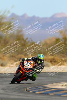 media/Mar-12-2022-SoCal Trackdays (Sat) [[152081554b]]/Turn 2 (1145am)/